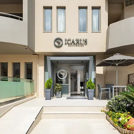 Icarus Apartahotel